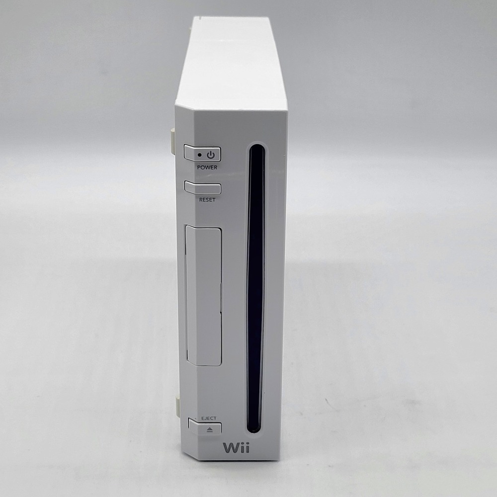 Nintendo Wii RVL-001 White Console Bundle GameCube Compatible w/ Controllers - Picture 2 of 13